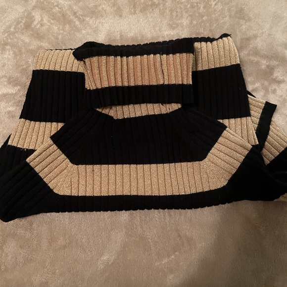 INC Women Pullover Turtle Neck Knit Striped Black & Gold With Shiny Gold Size S - Picture 8 of 8